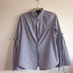 Forever 21 strips button up